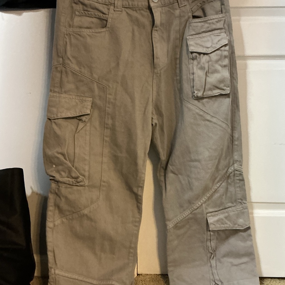 Men's Gray Cargo Pants